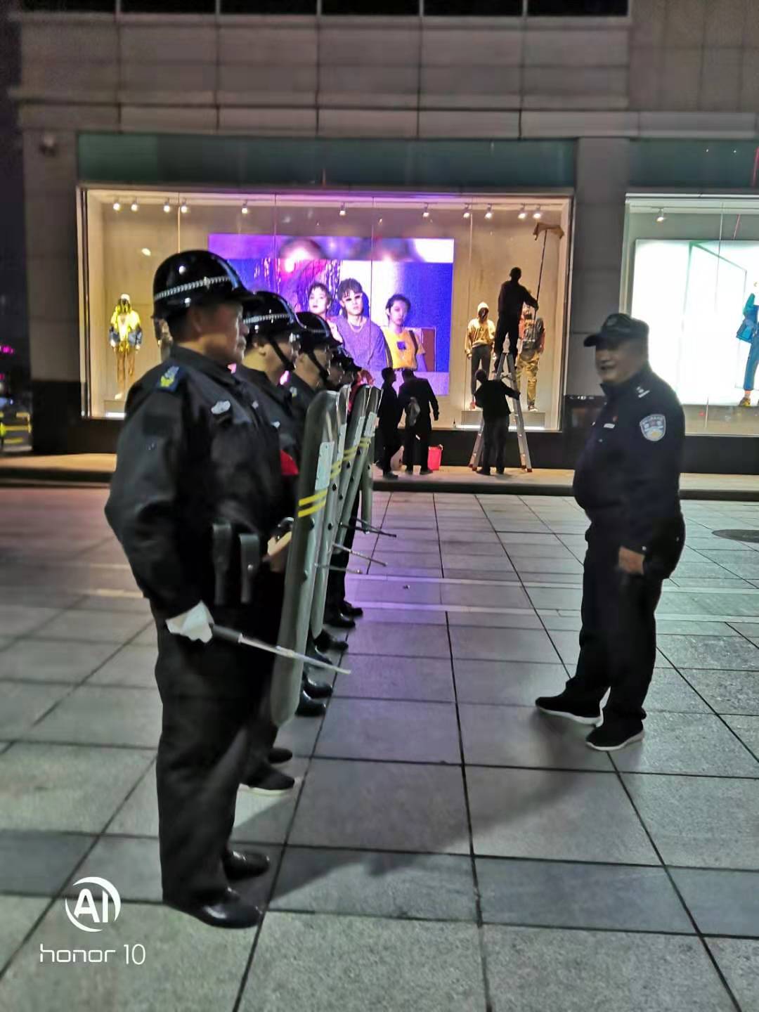 大家知道保安員是什么嗎？下面跟著襄陽(yáng)戎安的介紹一起了解下吧！